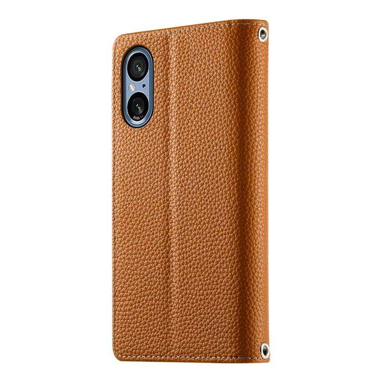 For Sony Xperia 5 V Stitching Multi-card Zipper Wallet Leather Phone Case with Short Strap(Brown)