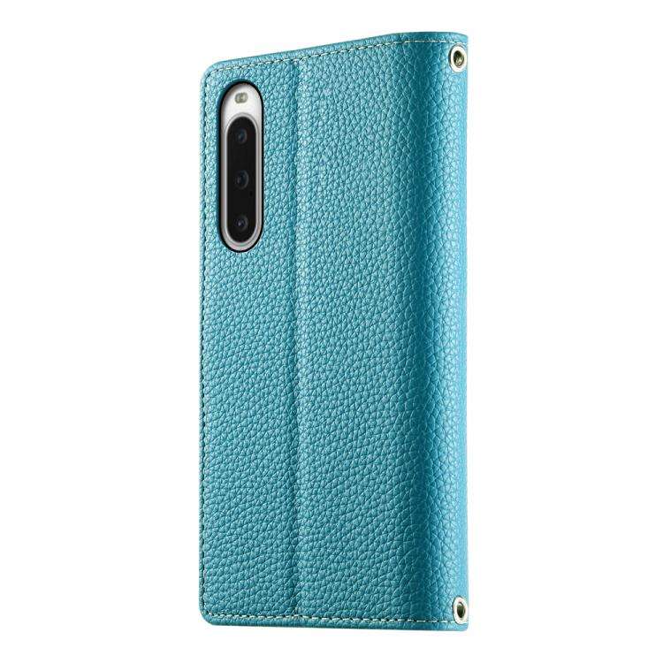 For Sony Xperia 10 V Stitching Multi-card Zipper Wallet Leather Phone Case with Short Strap(Blue)