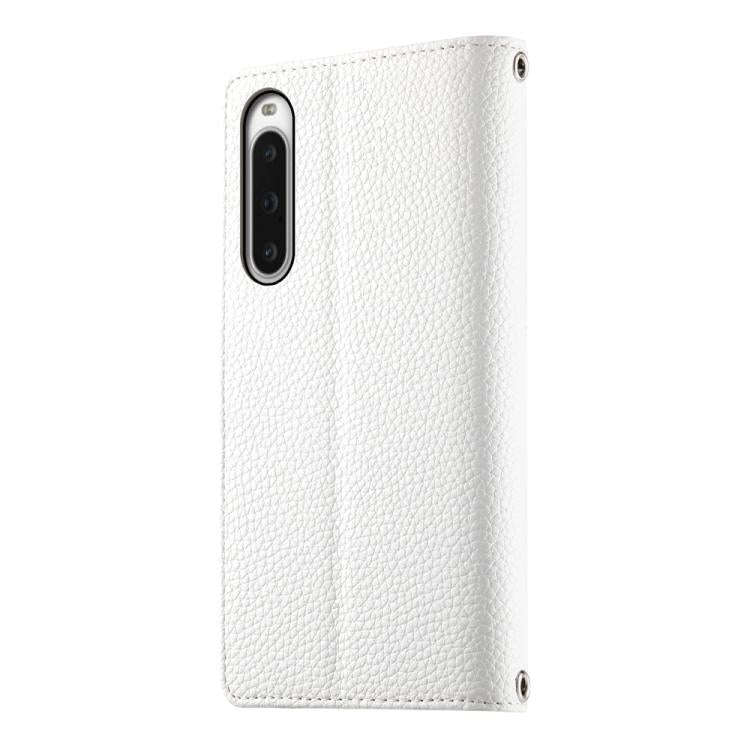 For Sony Xperia 10 V Stitching Multi-card Zipper Wallet Leather Phone Case with Short Strap(White)