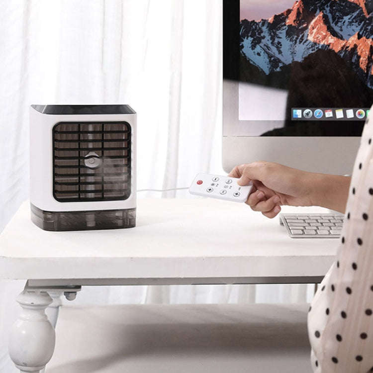 Mini Desktop Cooling Fan Humidifier Air Conditioning Fan Moisturizing Spray Fan(White)