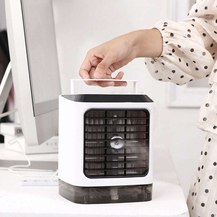 Mini Desktop Cooling Fan Humidifier Air Conditioning Fan Moisturizing Spray Fan(White)