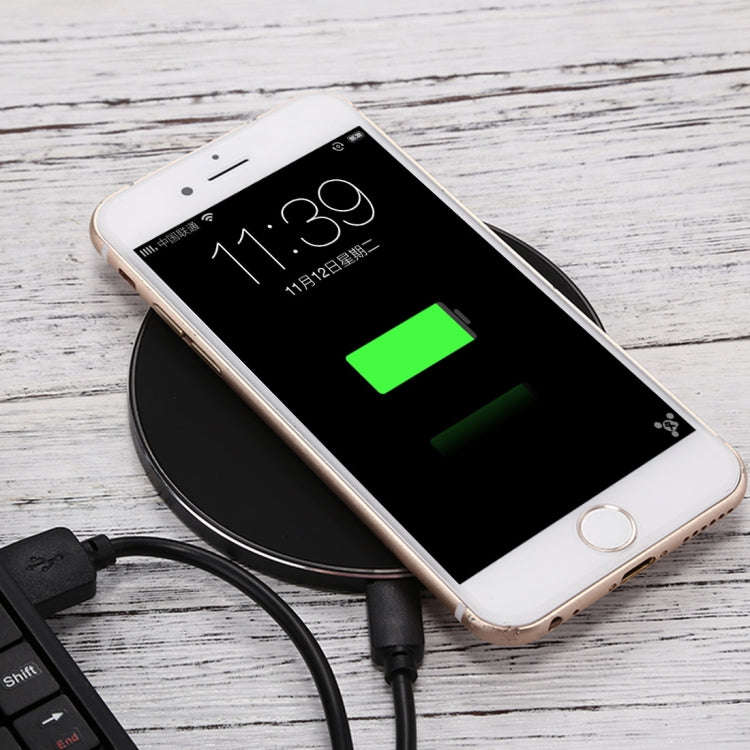 Q21 Fast Charging Wireless Charger Station with Indicator Light(Black)