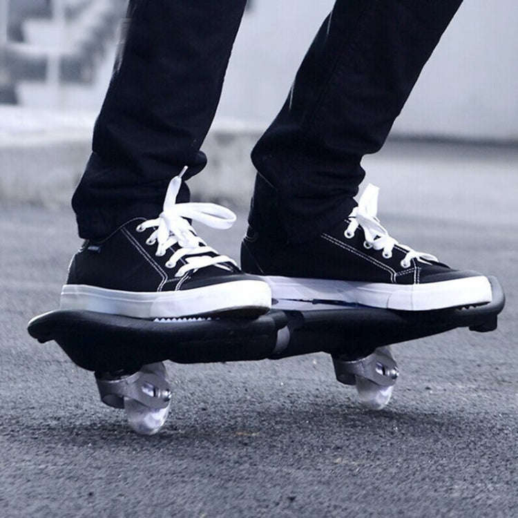 Fashion Vulcan Pattern Two-wheeled Skateboard Luminous Flash Wheel Vitality Board(Black)