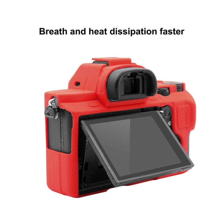 PULUZ Soft Silicone Protective Case for Sony ILCE-7MII / 7SMII / 7RMII(Red)
