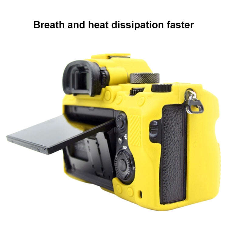 PULUZ Soft Silicone Protective Case for Sony A9 (ILCE-9) / A7 III/ A7R  III(Yellow)