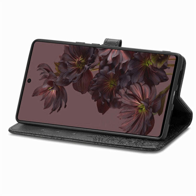 For Google Pixel 7 Pro Mandala Flower Embossed Leather Phone Case(Black)