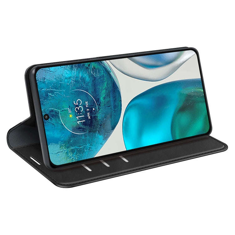 For Motorola Moto G52 4G Retro-skin Magnetic Suction Leather Phone Case(Black)