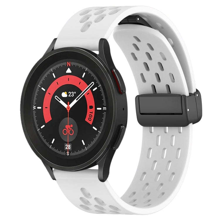 For Samsung Galaxy Watch 5 Pro  45mm 20mm Folding Magnetic Clasp Silicone Watch Band(White)