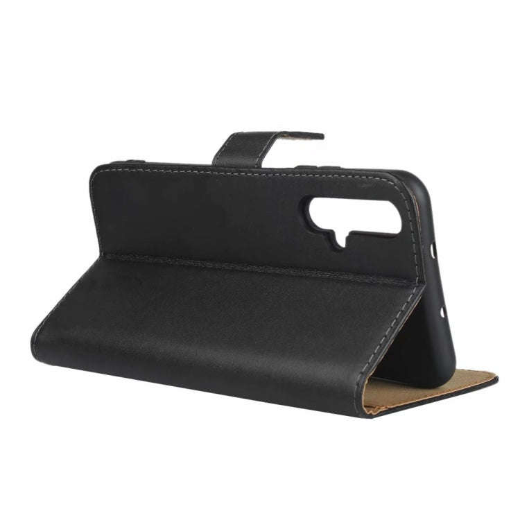 Leather Horizontal Flip Holster for Huawei Honor 20 with Magnetic Clasp and Bracket and Card Slot...
