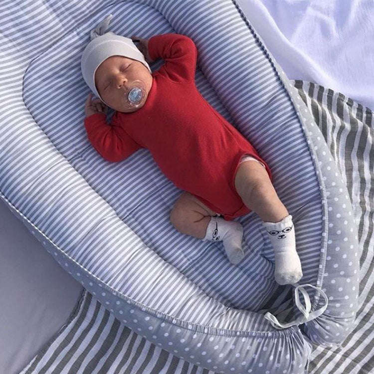 80*50cm Baby Bed Newborn Nursing Bionic Bed Crib Cot Baby Sleeping Artifact Bed Travel Bed Bumper...