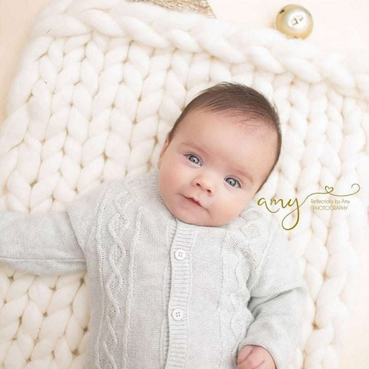 50x50cm Soft Newborn Photography Prop Chunky Knit Blanket  for 100 Days Milestone(White)