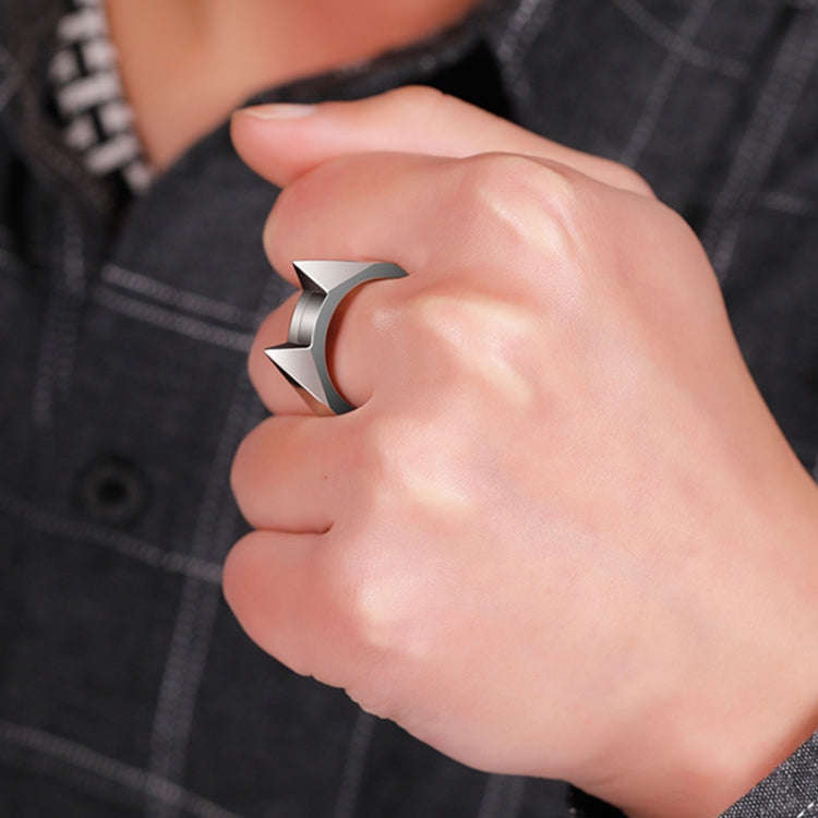 Women Men Safety Survival Ring Tool Self Defence Stainless Steel Finger Defense Ring(Silver)