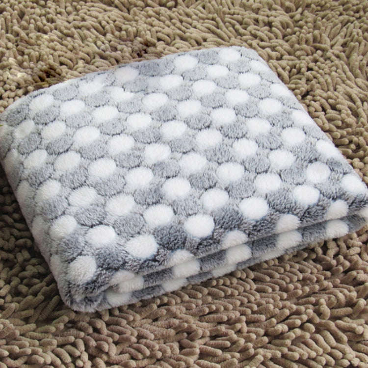 Soft Flannel Pet Blanket Dots Printed Breathable Bed Mat Warm Pet Sleeping Cushion Cover for Pet ...