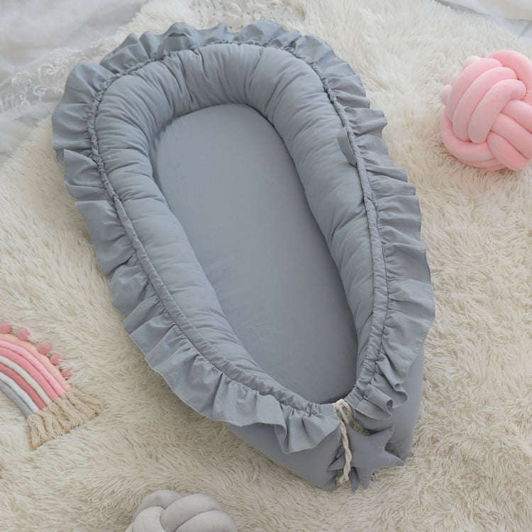 Lace Cotton Baby Uterus Bionic Bed Portable Newborn Bed Mat(Blue-green)