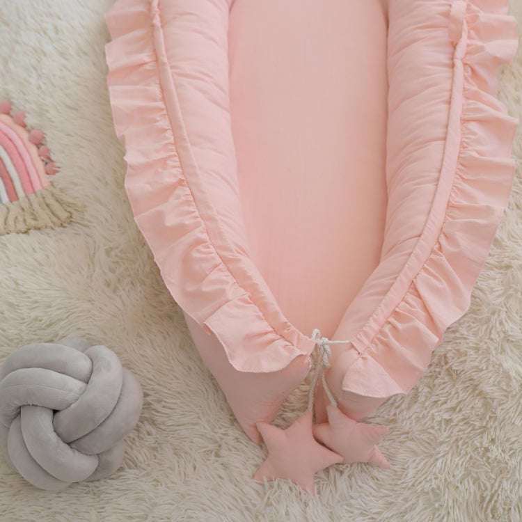 Lace Cotton Baby Uterus Bionic Bed Portable Newborn Bed Mat(Gray)
