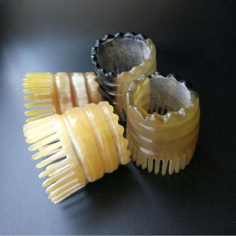 Cylindrical Horn Comb Short Shampoo Brush, Color Random Delivery