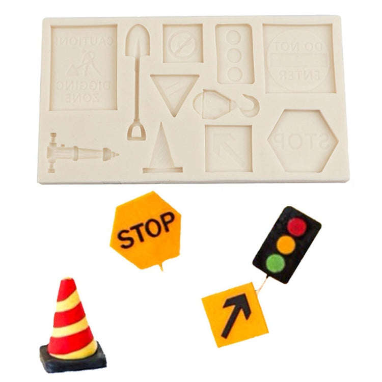 Cartoon Construction Site Tools Engineering Car Cake Decoration Molds, Specification: MK-3055 (Li...