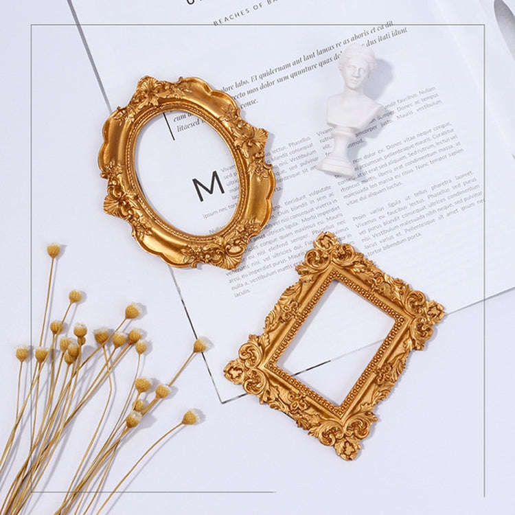 Vintage Gold Resin Mini Photo Frame Earrings Jewelry Decoration Photo Props(Oval)