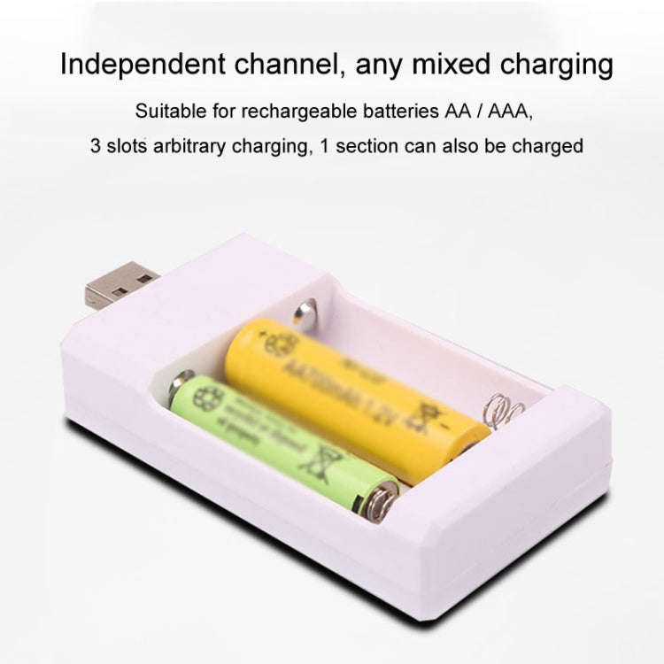 USB 3-Slot Battery Charger Universal Charger For Toys With AA / AAA Rechargeable Batteries