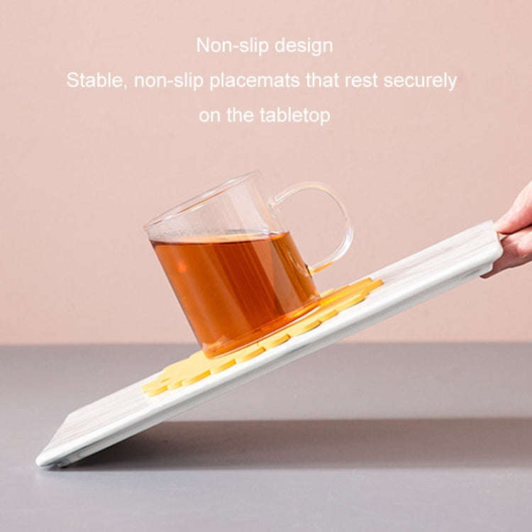 Silicone Heat Insulation Table Mat Anti-scald Placemat Heat-resistant Pot Pad Coaster, Size: Medi...