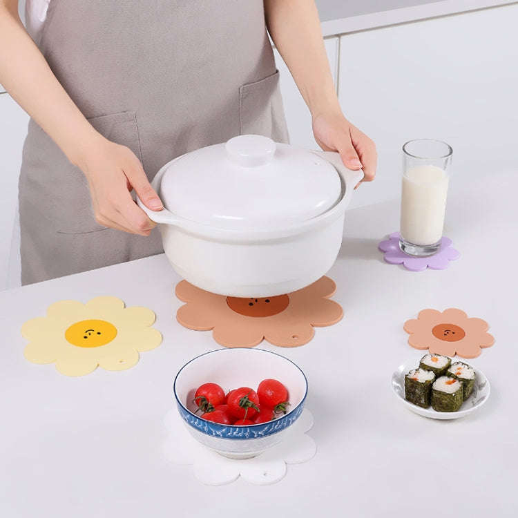 Sunflower Cute PVC Heat Insulation Mat Household High Temperature Resistant Table Pad, Style: Yel...