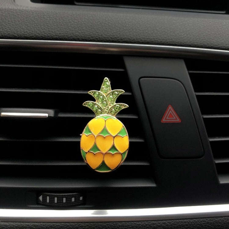 Car Air Conditioning Vent Pineapple Decorative Aromatherapy Clip(Heart)