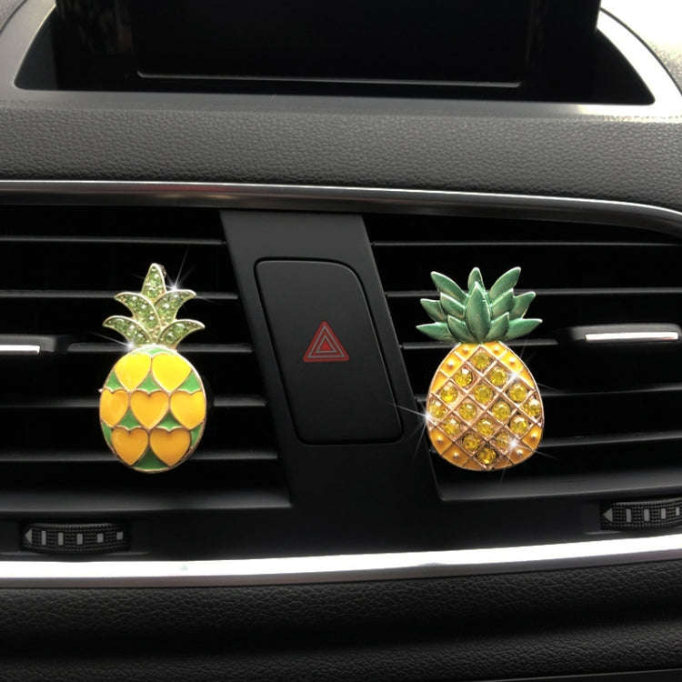 Car Air Conditioning Vent Pineapple Decorative Aromatherapy Clip(Rhinestones)