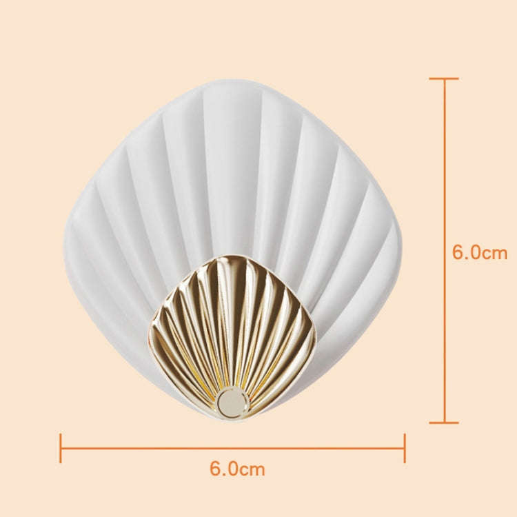 4pcs / Set Household No-Punch Seashell Hooks Bathroom Kitchen Sticky Hooks(Mixed Color)