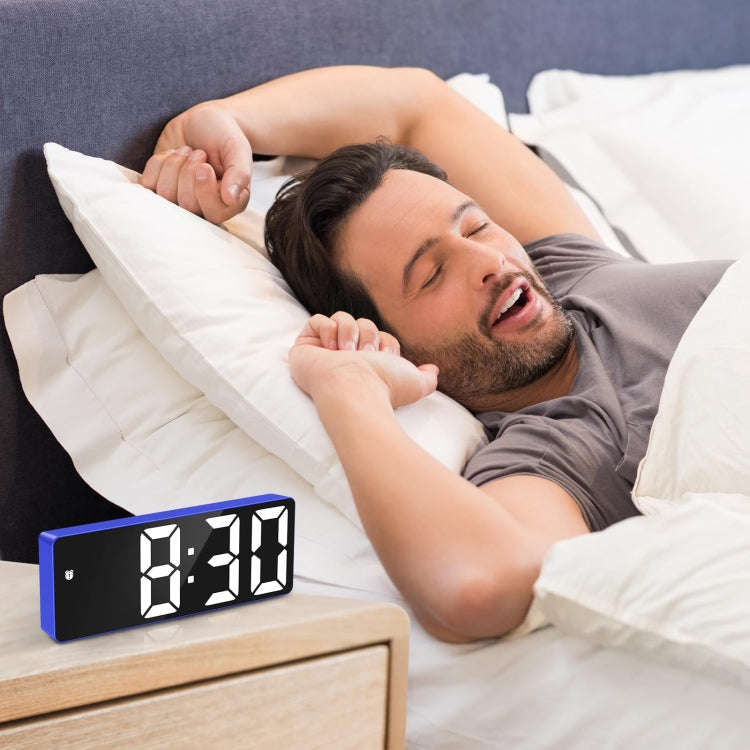 JX012 Multifunctional LED Electronic Clock Battery Plug-in Dual-purpose Bedside Alarm Clock(Green)