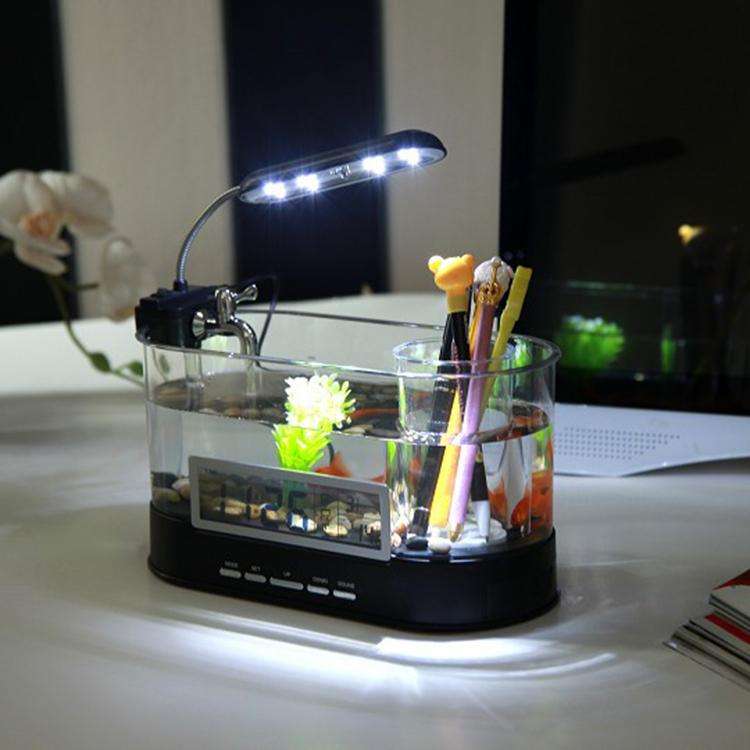 1.8L LED Light Desktop Water Flow Mini Fish Tank Home Turtle Tank Self-Circulating Aquarium(White)