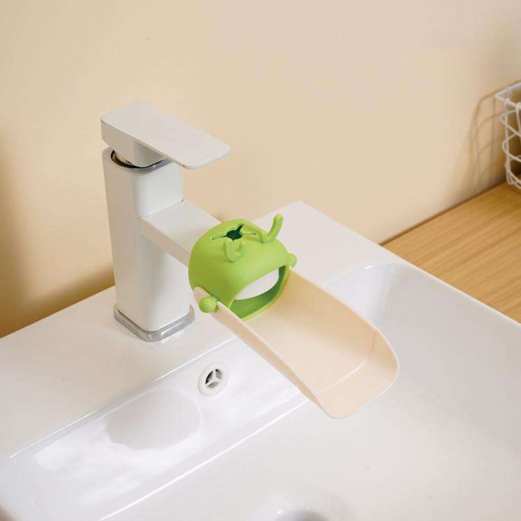 Cartoon Little Deer Kids Faucet Extender Household Splashproof Faucet Diverter Tool(Green)