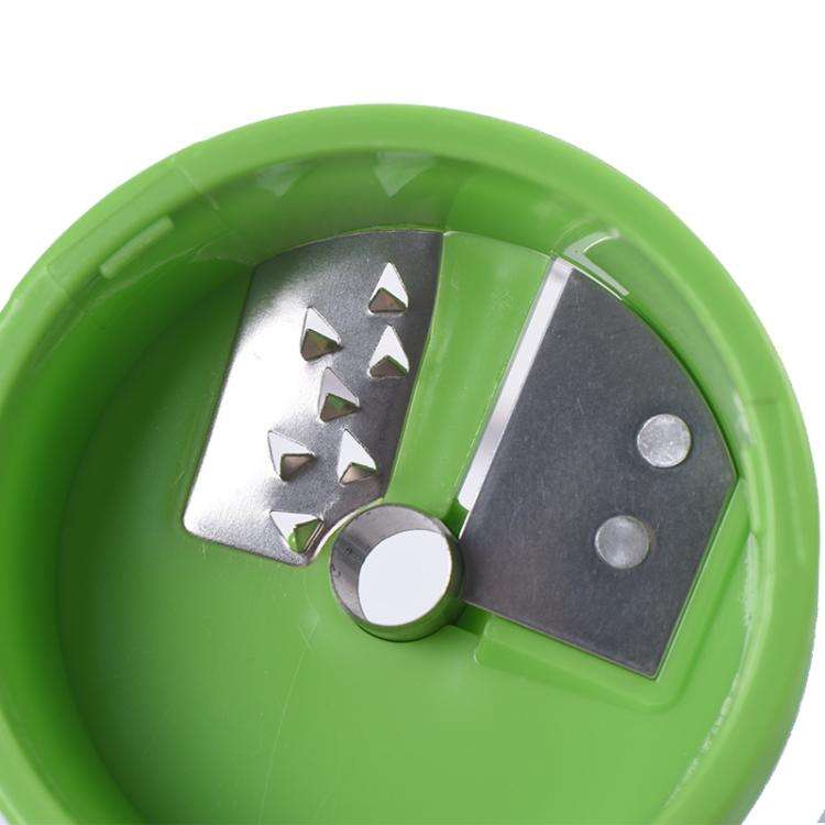 Handheld Cylindrical Vegetable Spiral Grater Multifunctional Kitchen Shredder(Green)