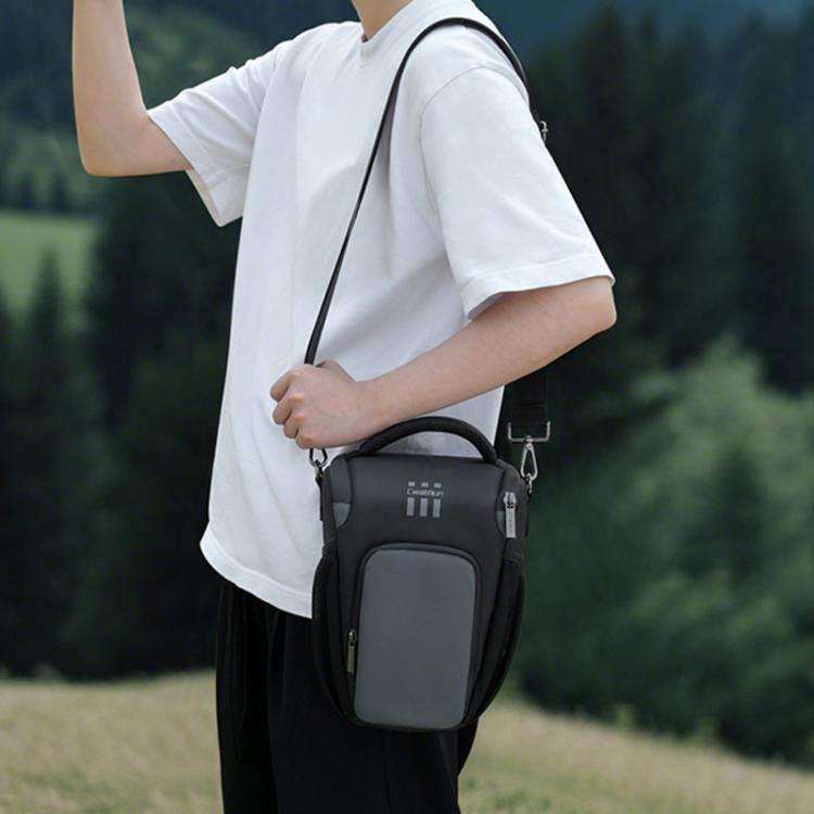 Cwatcun D1 Large Lightweight Portable Leather Film Material Camera Crossbody Bag
