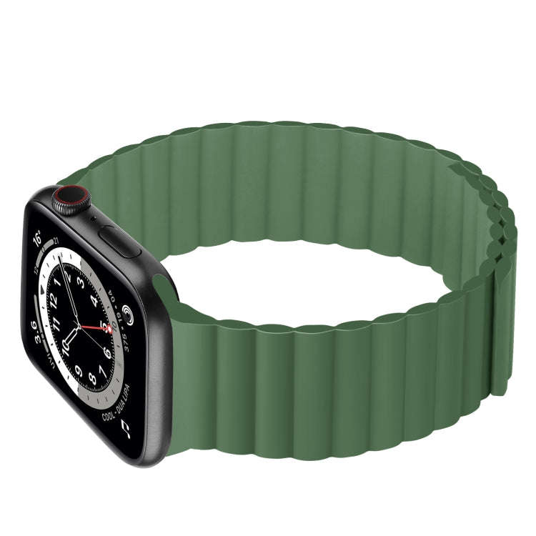 Silicone Magnetic Integrated Short Strap Watch Band For Apple Watch Series 9&8&7 41mm / SE 3&SE 2...