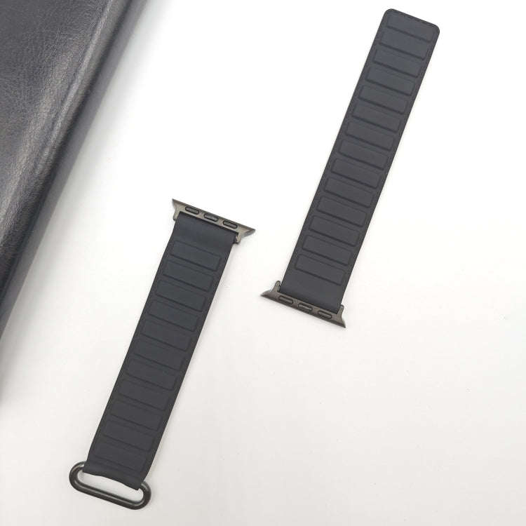 For Apple Watch SE 2022 44mm Reverse Buckle Magnetic Silicone Watch Band(Silver Buckle Blue)