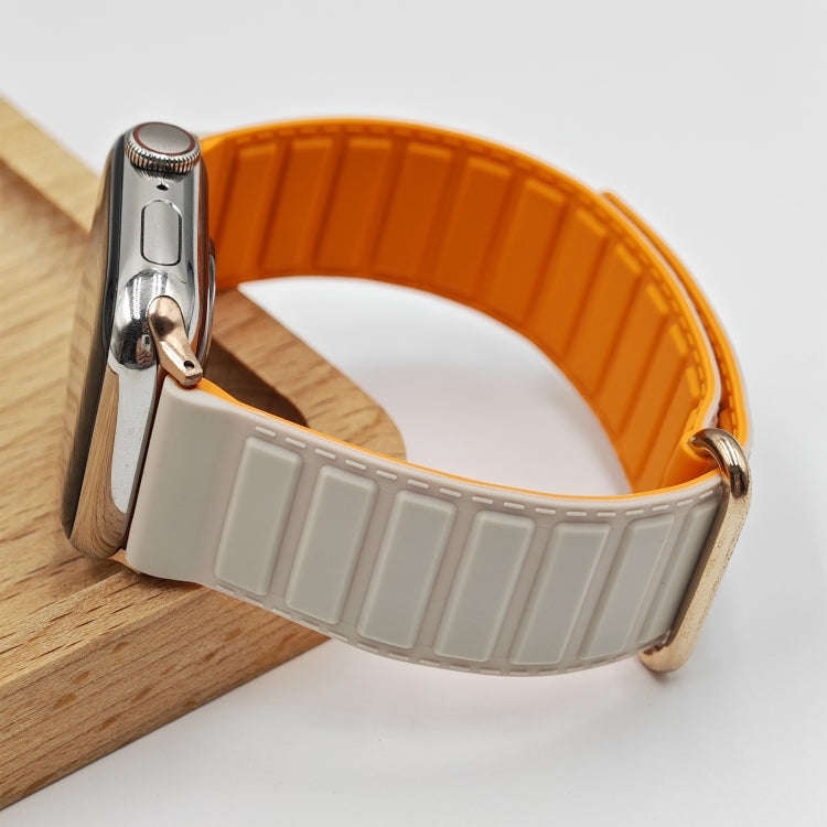 For Apple Watch SE 2022 44mm Reverse Buckle Magnetic Silicone Watch Band(Rose Buckle Starlight Or...