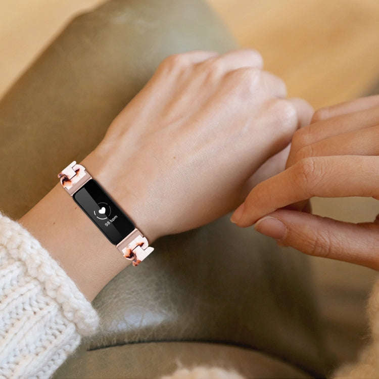 For Fitbit Inspire 3 Oval Resin Replacement Watch Band(Black Flower)
