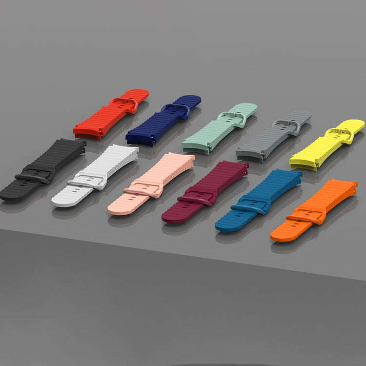 For Samsung Galaxy Watch 6 / 6 Classic Wave Dotted Pure Color Buckle Silicone Watch Band(White)