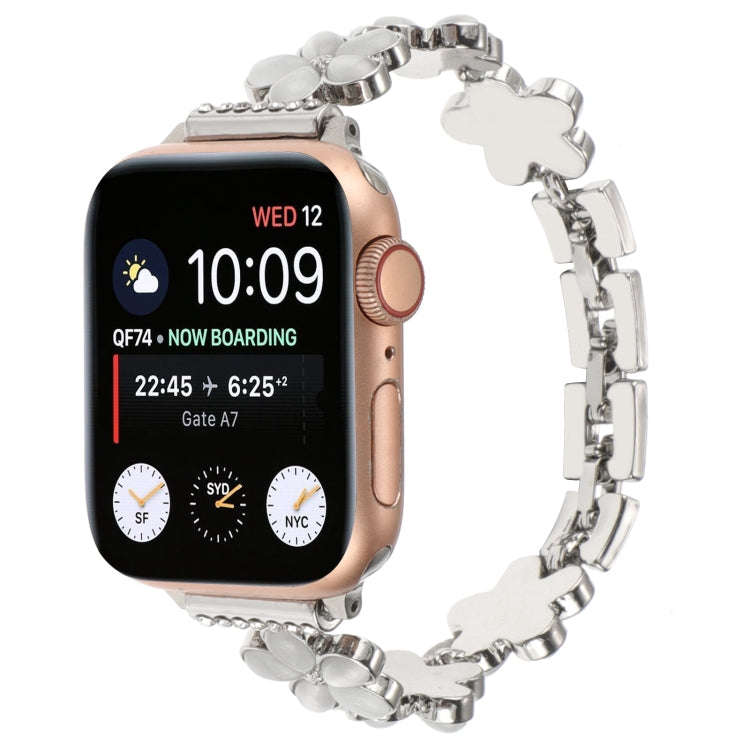 For Apple Watch Series 8 41mm 5-petaled Flower Zinc Alloy Chain Watch Band(Silver)