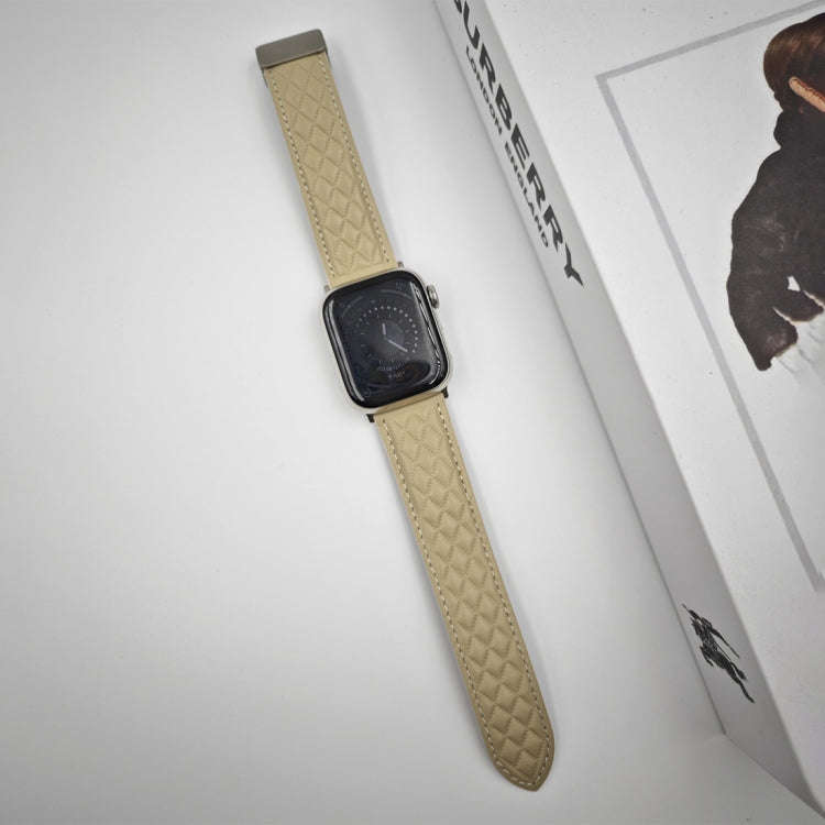 For Apple Watch SE 2022 44mm Rhombus Pattern Magnetic Folding Buckle Leather Watch Band(Starlight...