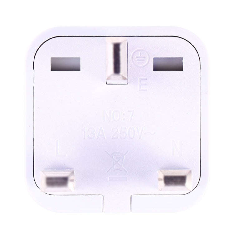 Portable Universal Socket to UK Plug Power Adapter Travel Charger (White)