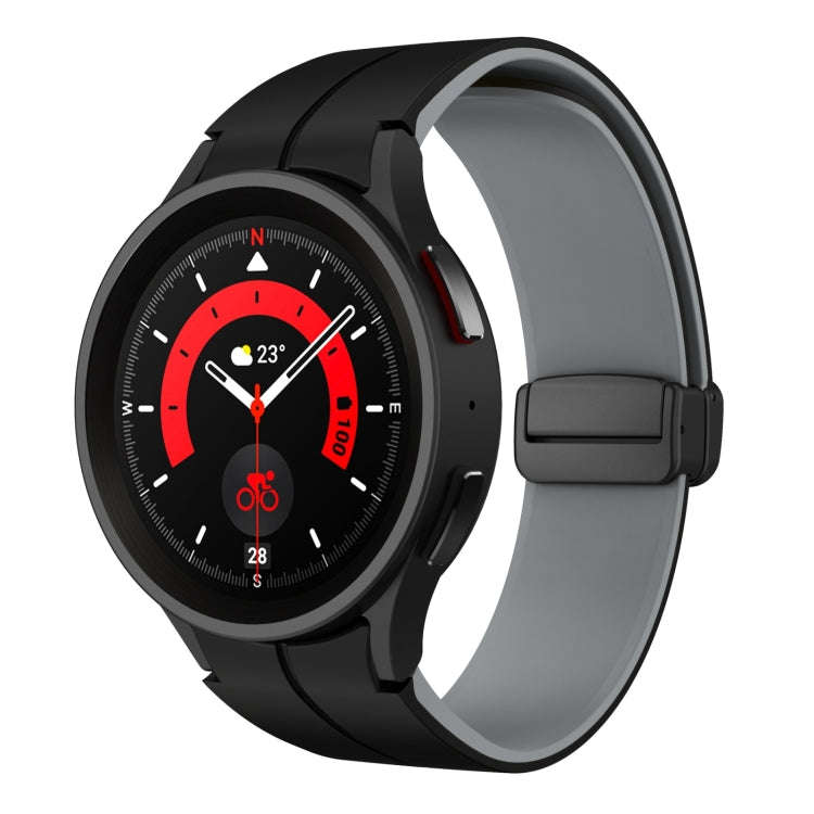 For Samsung Galaxy Watch 5 Pro  45mm Two Color Magnetic Folding Buckle Silicone Watch Band(Black+...