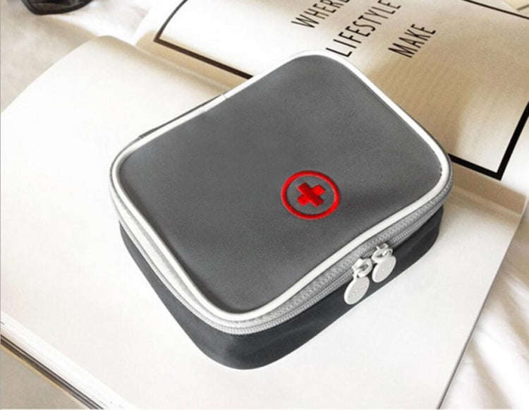 Cute Heart Mini Medicine Bag First Aid Emergency Kits Organizer Outdoor Household Pill Bag, Size:...