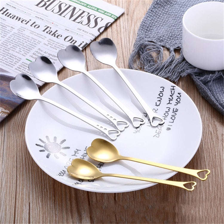 2 PCS Stainless Steel Spoon Portable Metal Coffee Teaspoon Creative Love Heart Shaped Wedding Par...