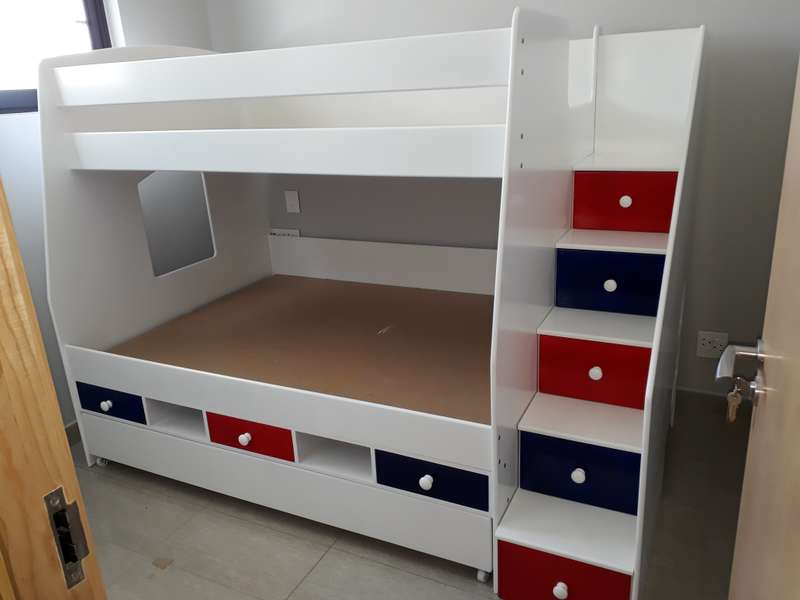 Storage bunk Bed - single over three quarter