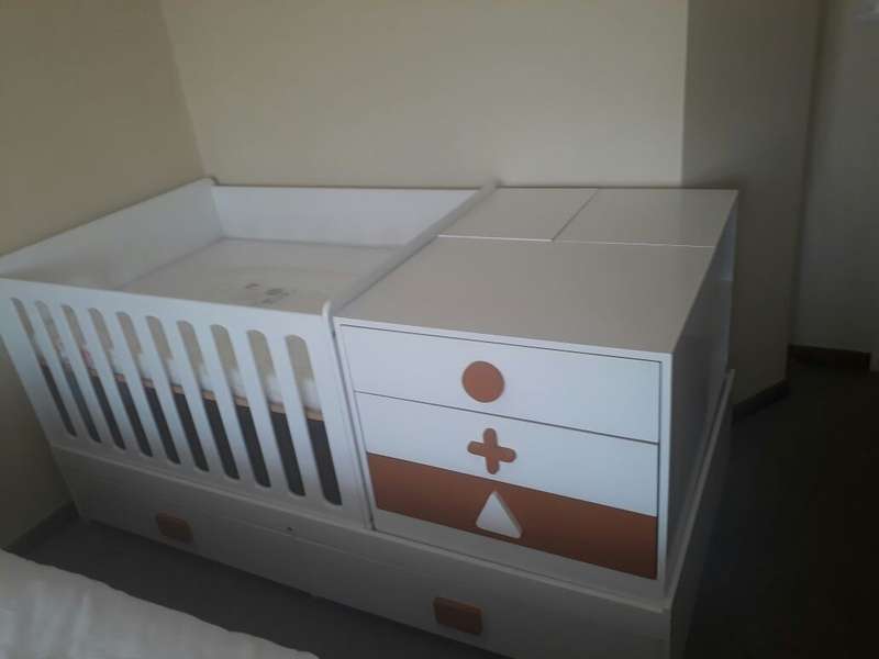 5in1 convertible cot (Basic) - with pullout guest bed underneath