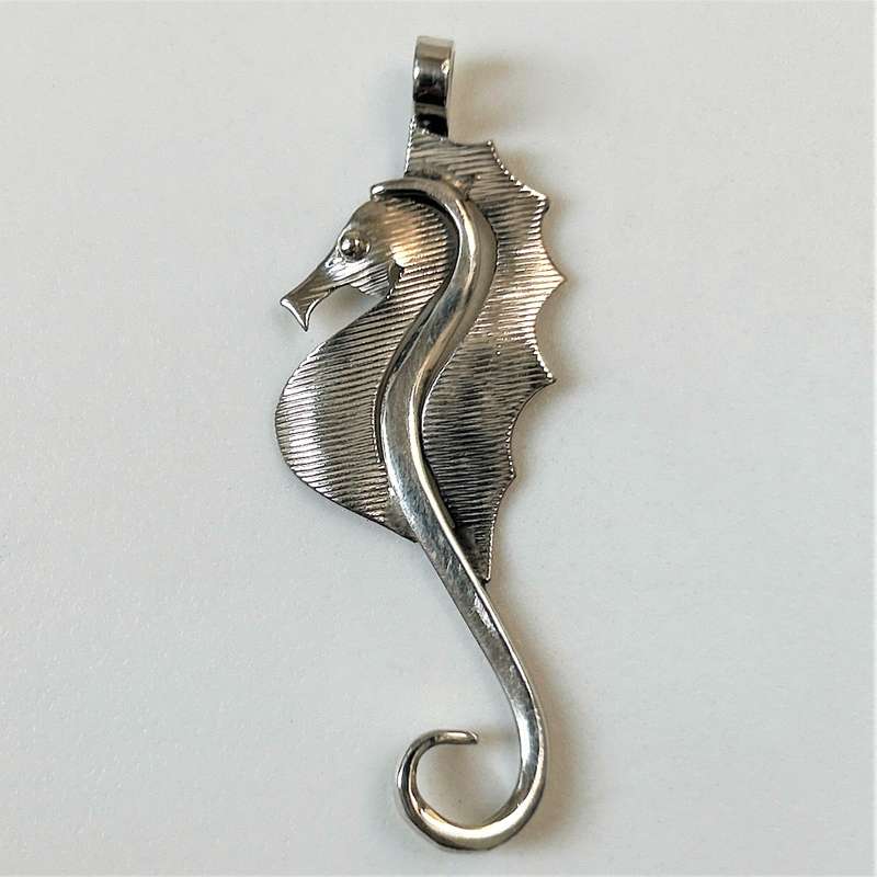 Large Sterling Silver Seahorse Pendant