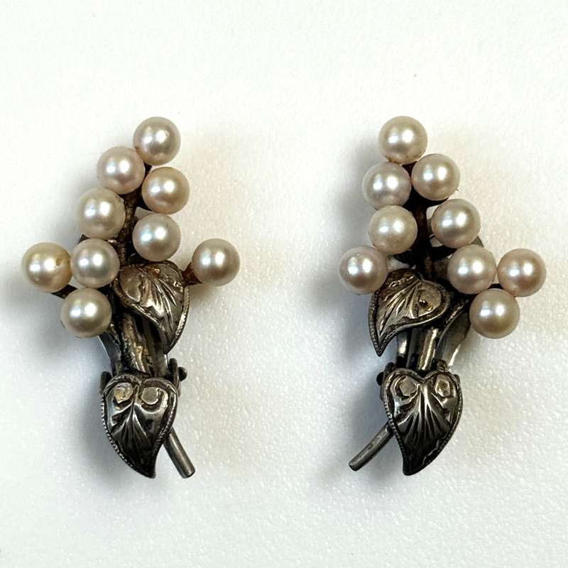 Vintage Silver and Pearl Floral Clip-on Earrings