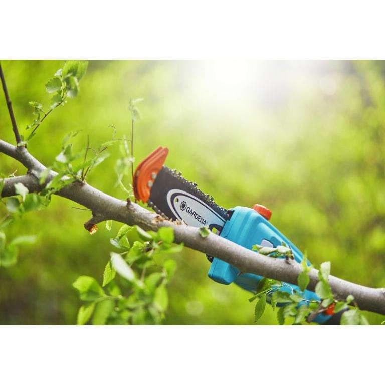 GARDENA Battery Telescopic Pruner TCS 20/18V P4A SOLO (Excl Batteries)