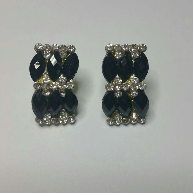 Earings - Black